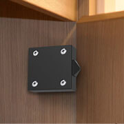How the wireless door sensor works